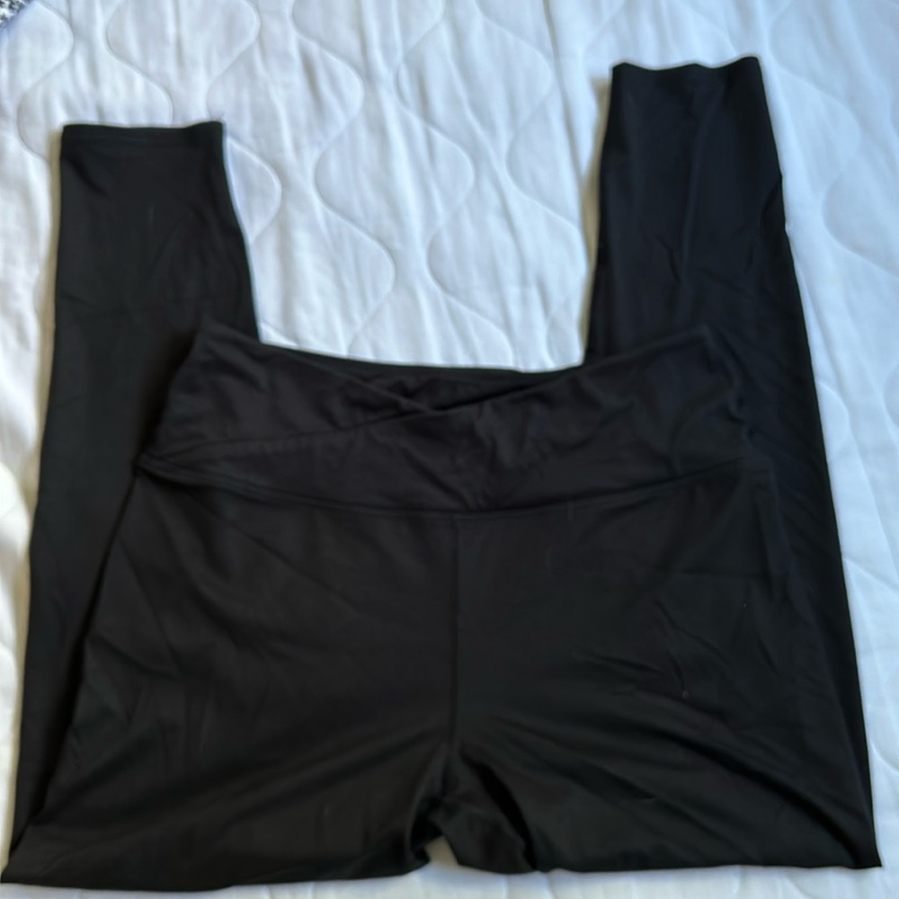 Maurice’s leggings. Solid black. Size L REG. Full length.